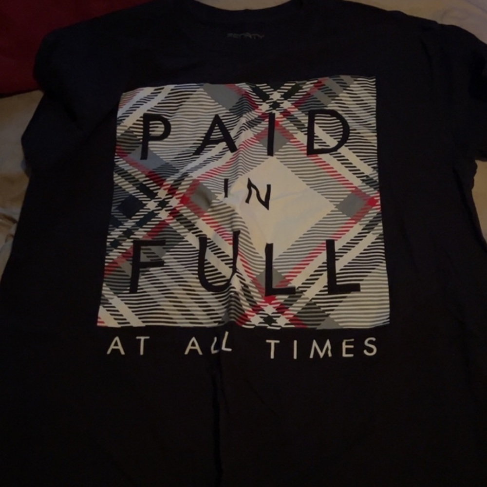 graphic t